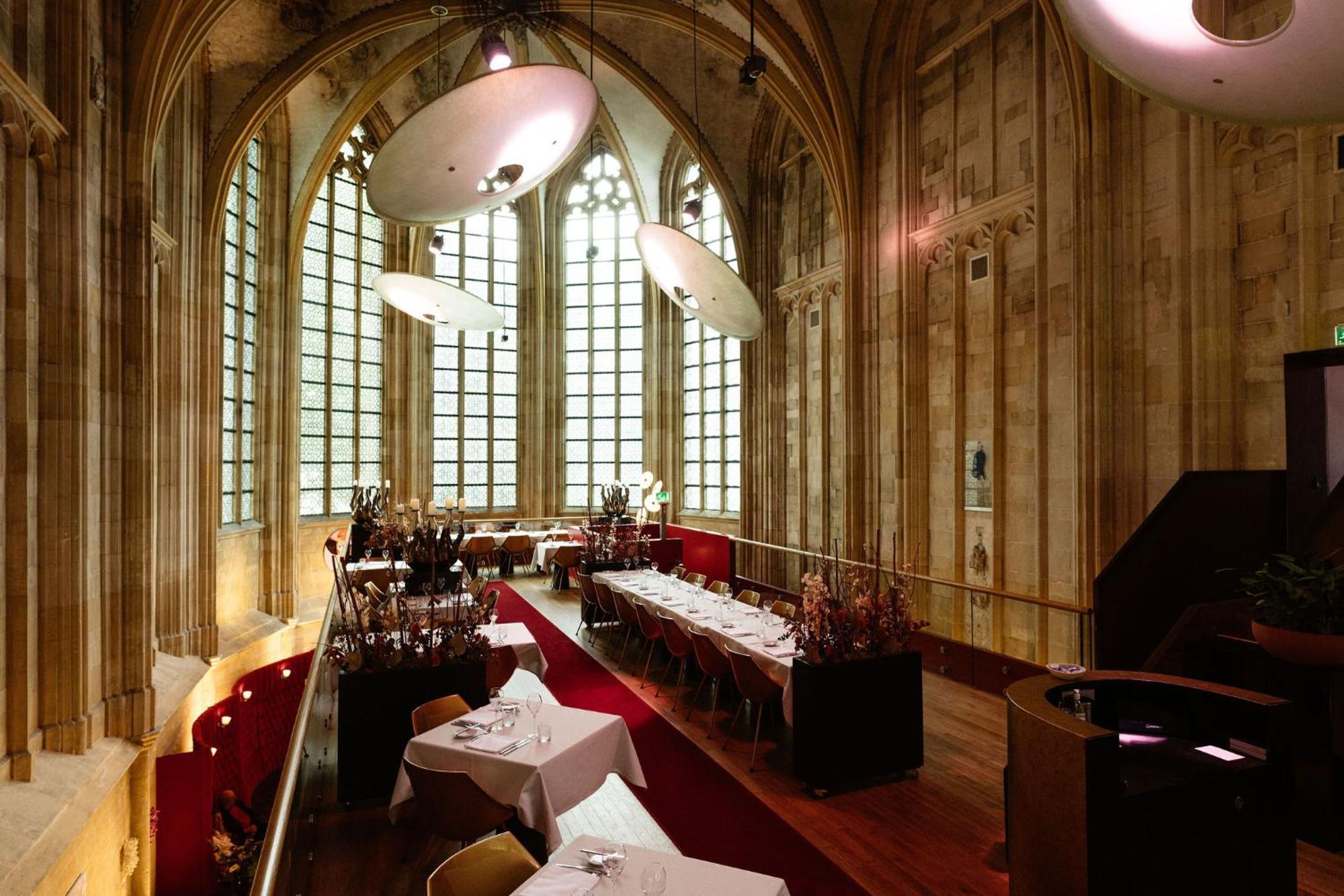 Kruisherenhotel Maastricht - Oostwegel Collection, Member Of Design Hotels Bagian luar foto Restaurant L'Auberge de l'Ill