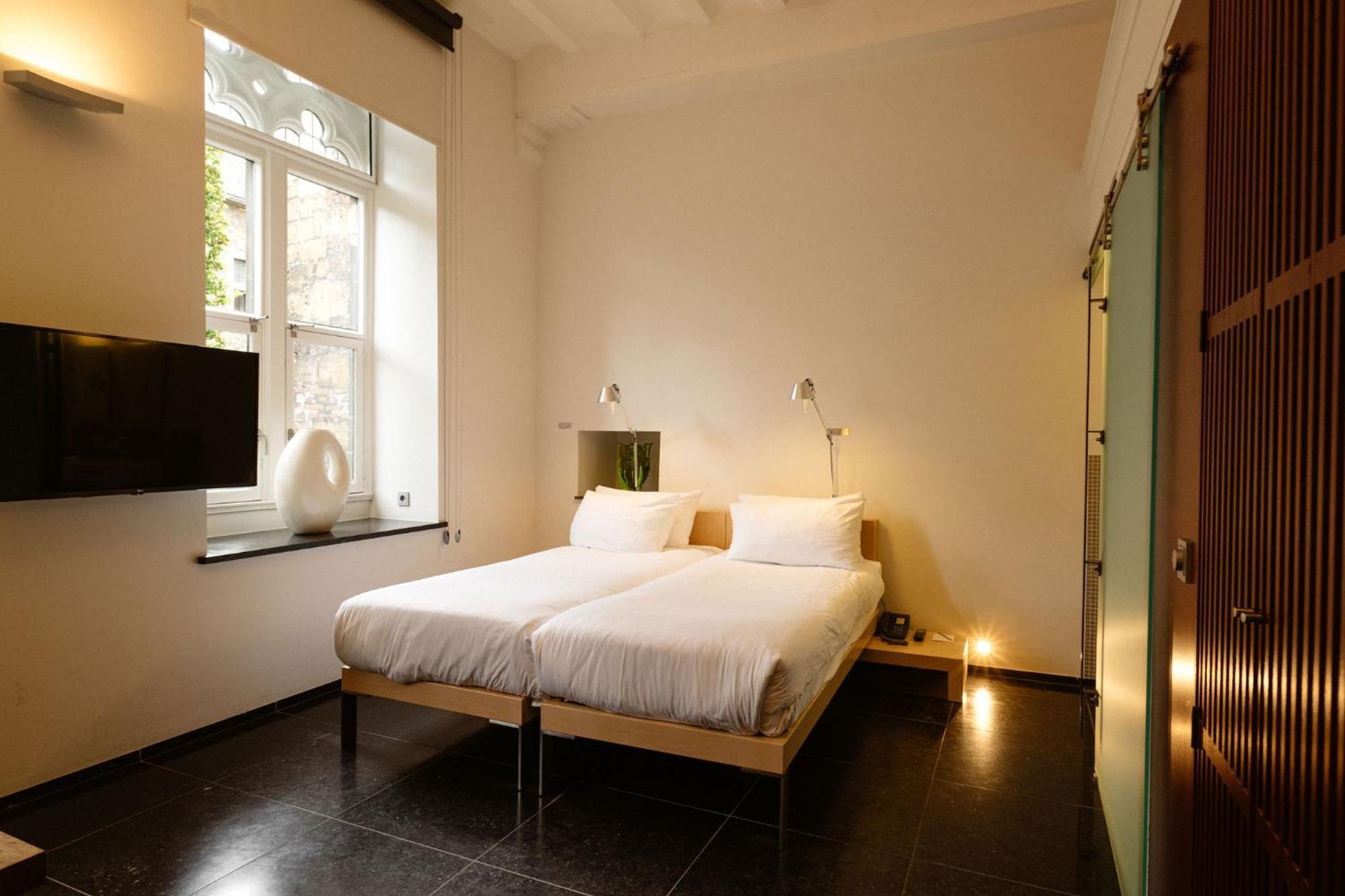 Kruisherenhotel Maastricht - Oostwegel Collection, Member Of Design Hotels Bagian luar foto