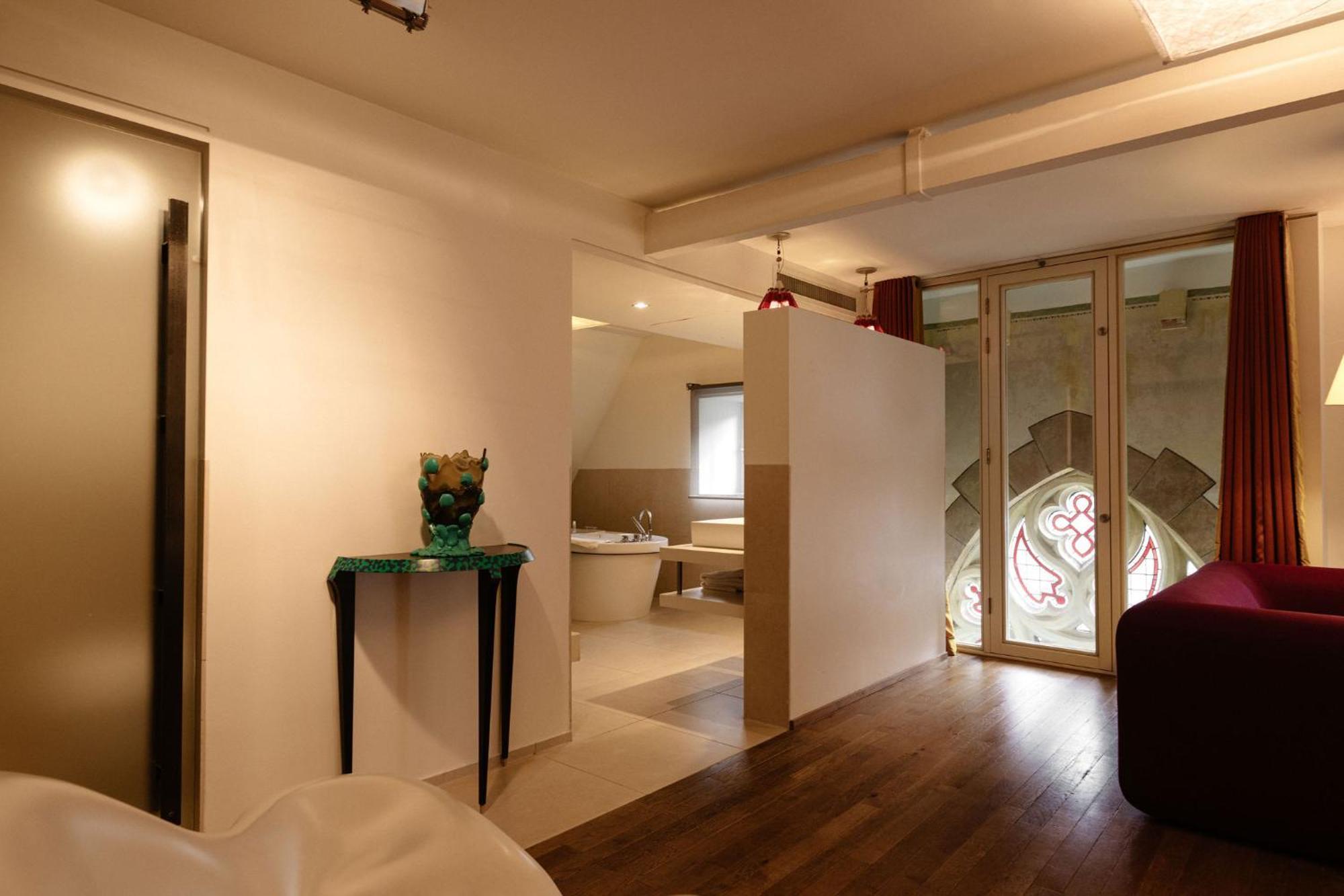 Kruisherenhotel Maastricht - Oostwegel Collection, Member Of Design Hotels Bagian luar foto