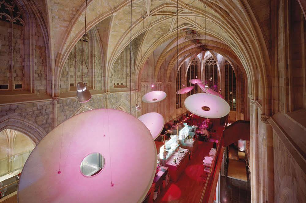 Kruisherenhotel Maastricht - Oostwegel Collection, Member Of Design Hotels Bagian luar foto The interior of the restaurant